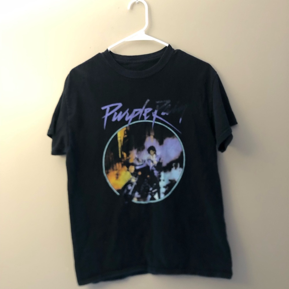 Purple Rain graphic tee in color black medium slightly used